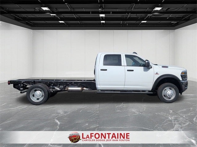 2026 RAM Ram 5500 Chassis Cab RAM 5500 TRADESMAN CHASSIS CREW CAB 4X4 84' CA