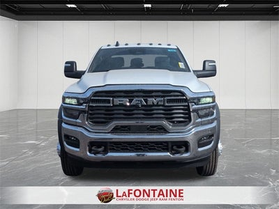 2026 RAM Ram 5500 Chassis Cab RAM 5500 TRADESMAN CHASSIS CREW CAB 4X4 84' CA