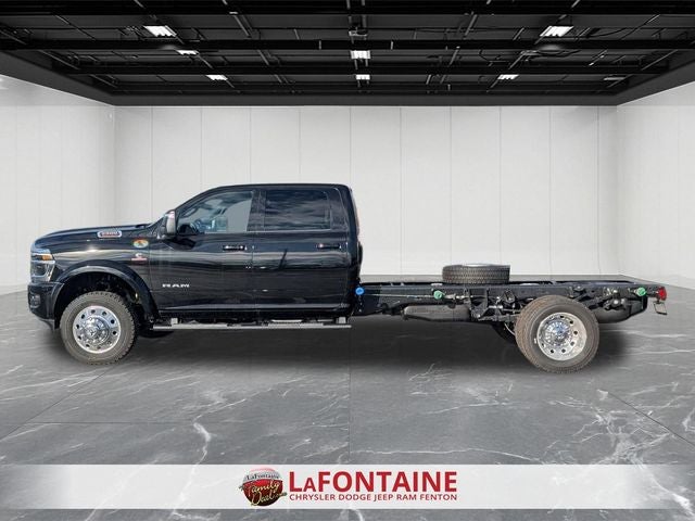 2026 RAM Ram 5500 Chassis Cab RAM 5500 BIG HORN CHASSIS CREW CAB 4X4 84' CA