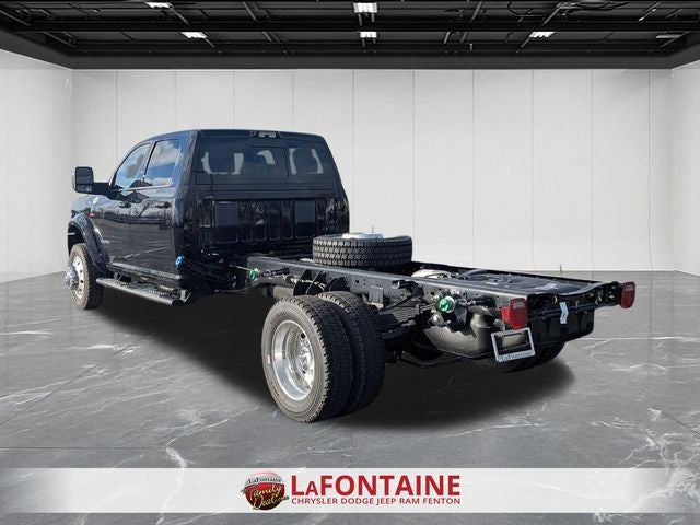 2026 RAM Ram 5500 Chassis Cab RAM 5500 BIG HORN CHASSIS CREW CAB 4X4 84' CA