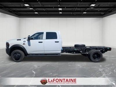 2026 RAM Ram 5500 Chassis Cab RAM 5500 TRADESMAN CHASSIS CREW CAB 4X4 84' CA