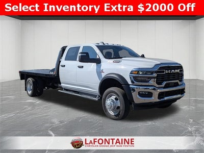 2026 RAM Ram 5500 Chassis Cab RAM 5500 TRADESMAN CHASSIS CREW CAB 4X4 84' CA