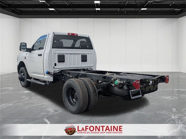 2026 RAM Ram 3500 Chassis Cab RAM 3500 TRADESMAN CHASSIS REGULAR CAB 4X4 60' CA
