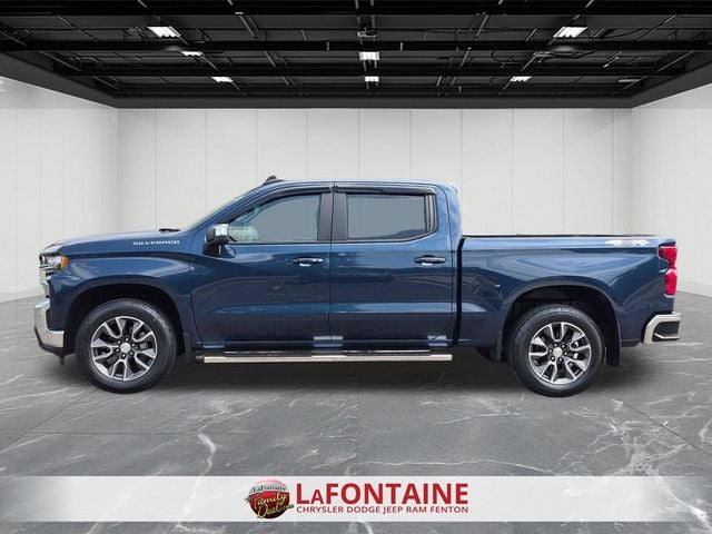 2022 Chevrolet Silverado 1500 LTD 4WD Crew Cab Short Bed LT with 2FL