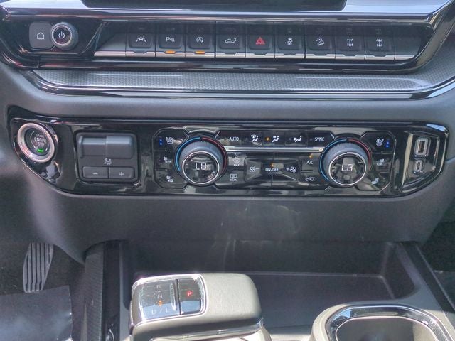 2023 Chevrolet Silverado 1500 4WD Crew Cab Short Bed ZR2