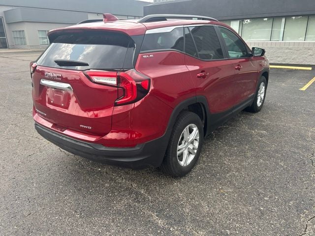 2024 GMC Terrain AWD SLE