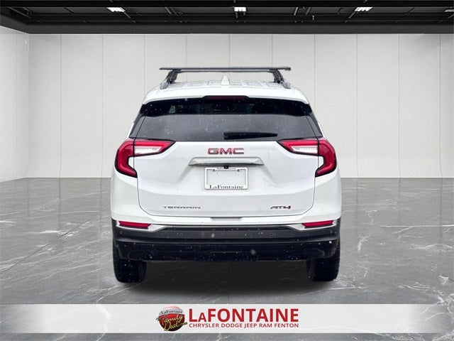 2024 GMC Terrain AWD AT4