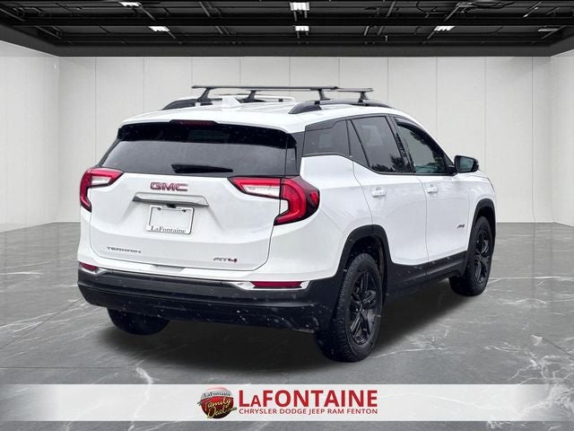 2024 GMC Terrain AWD AT4