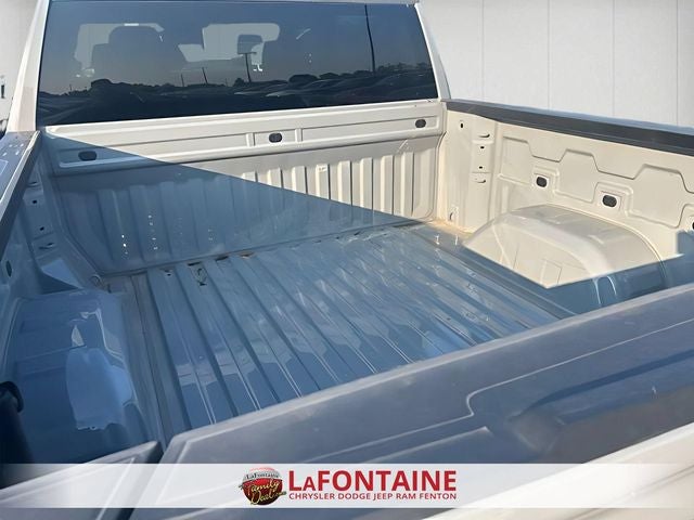 2024 GMC Sierra 1500 4WD Crew Cab Short Box Elevation with 3VL