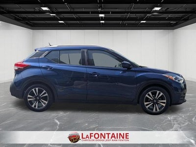 2020 Nissan Kicks SV Xtronic CVT