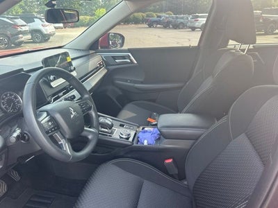 2024 Mitsubishi Outlander ES 2.5 S-AWC