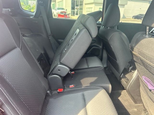 2024 Mitsubishi Outlander ES 2.5 S-AWC