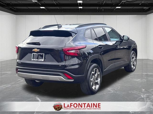 2025 Chevrolet Trax FWD LT