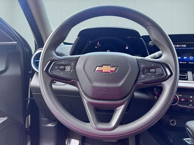 2025 Chevrolet Trax FWD LT