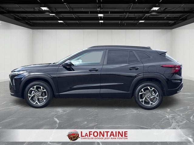 2025 Chevrolet Trax FWD LT