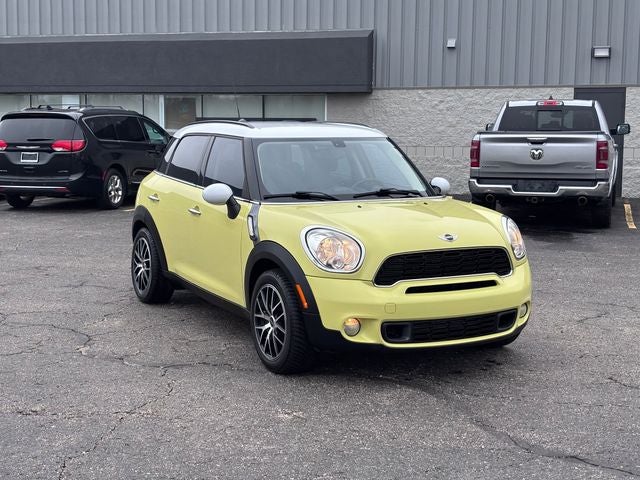 2012 MINI Cooper S Countryman Base