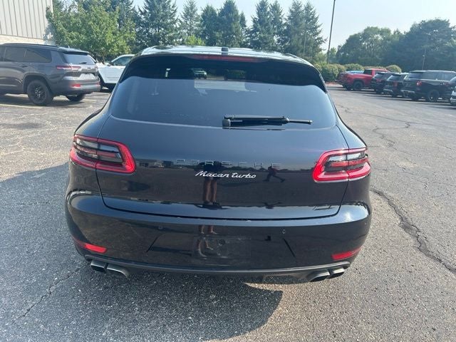 2015 Porsche Macan Turbo