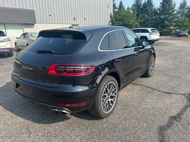 2015 Porsche Macan Turbo