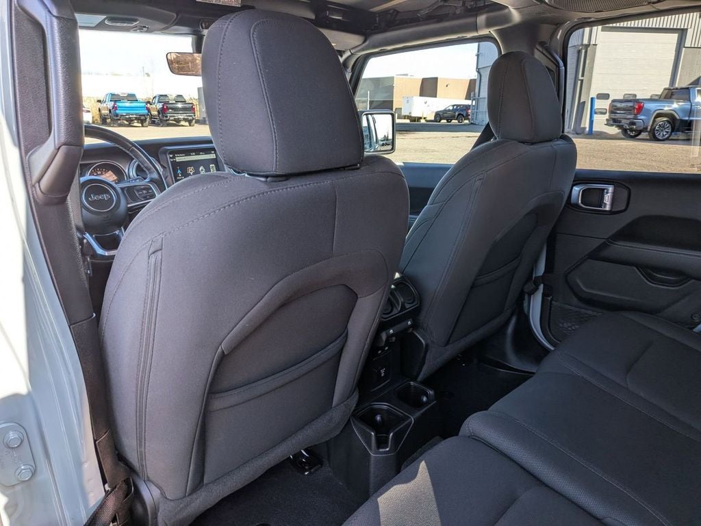 2023 Jeep Wrangler 4-Door Sahara 4x4