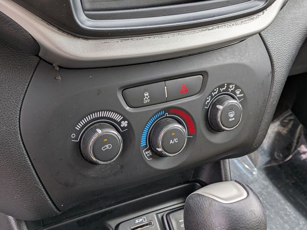 2017 Jeep Cherokee Sport FWD