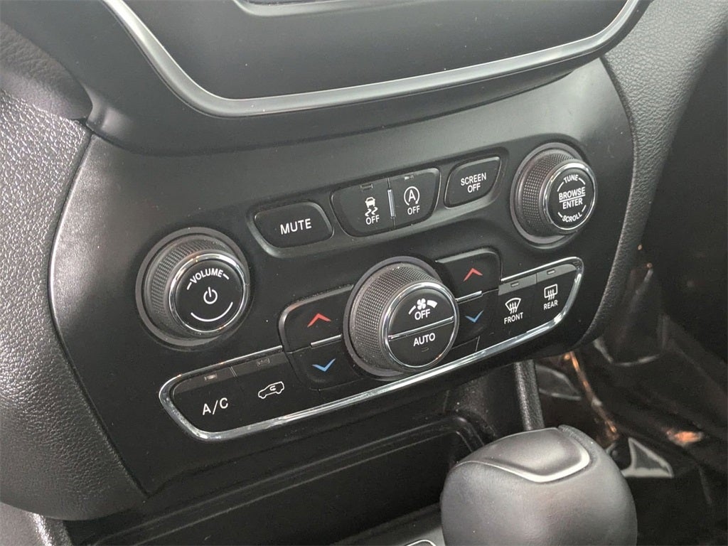 2019 Jeep Cherokee Latitude Plus FWD