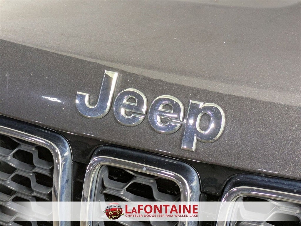 2019 Jeep Grand Cherokee Laredo E