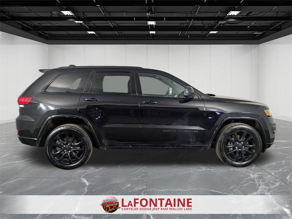 2021 Jeep Grand Cherokee Laredo X 4x4