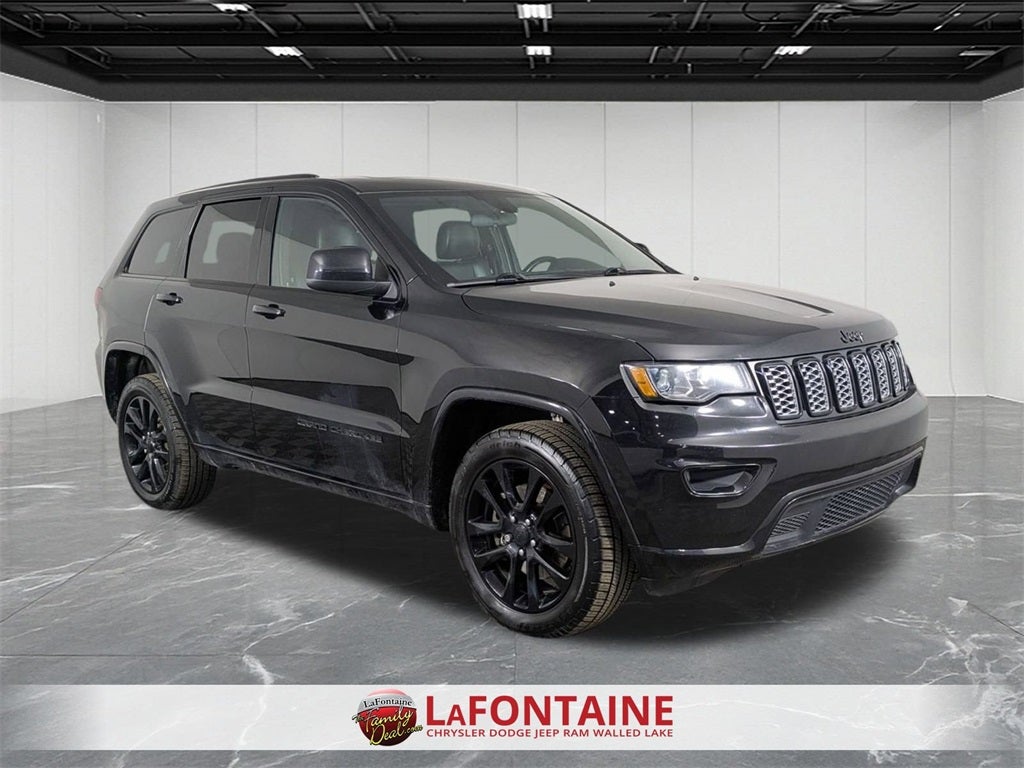 2021 Jeep Grand Cherokee Laredo X 4x4