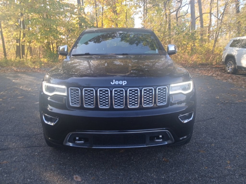 Used 2018 Jeep Grand Cherokee Overland with VIN 1C4RJFCG4JC195472 for sale in Walled Lake, MI