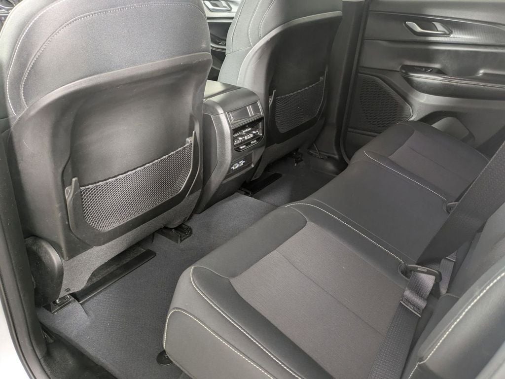 2023 Jeep Grand Cherokee Laredo 4x4