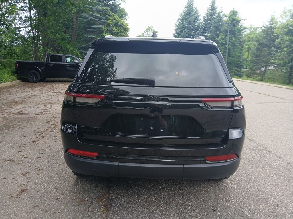 2024 Jeep Grand Cherokee Altitude X 4x4