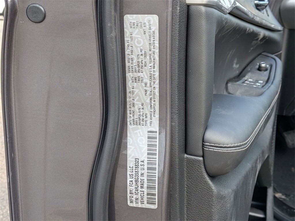 2025 Jeep Grand Cherokee GRAND CHEROKEE LIMITED 4X4