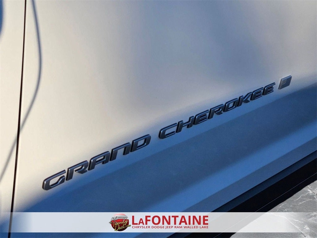 2025 Jeep Grand Cherokee GRAND CHEROKEE LIMITED 4X4