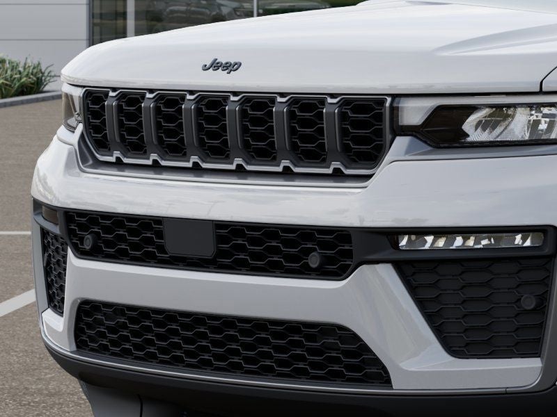 2026 Jeep Grand Cherokee 85th Anniversary Edition