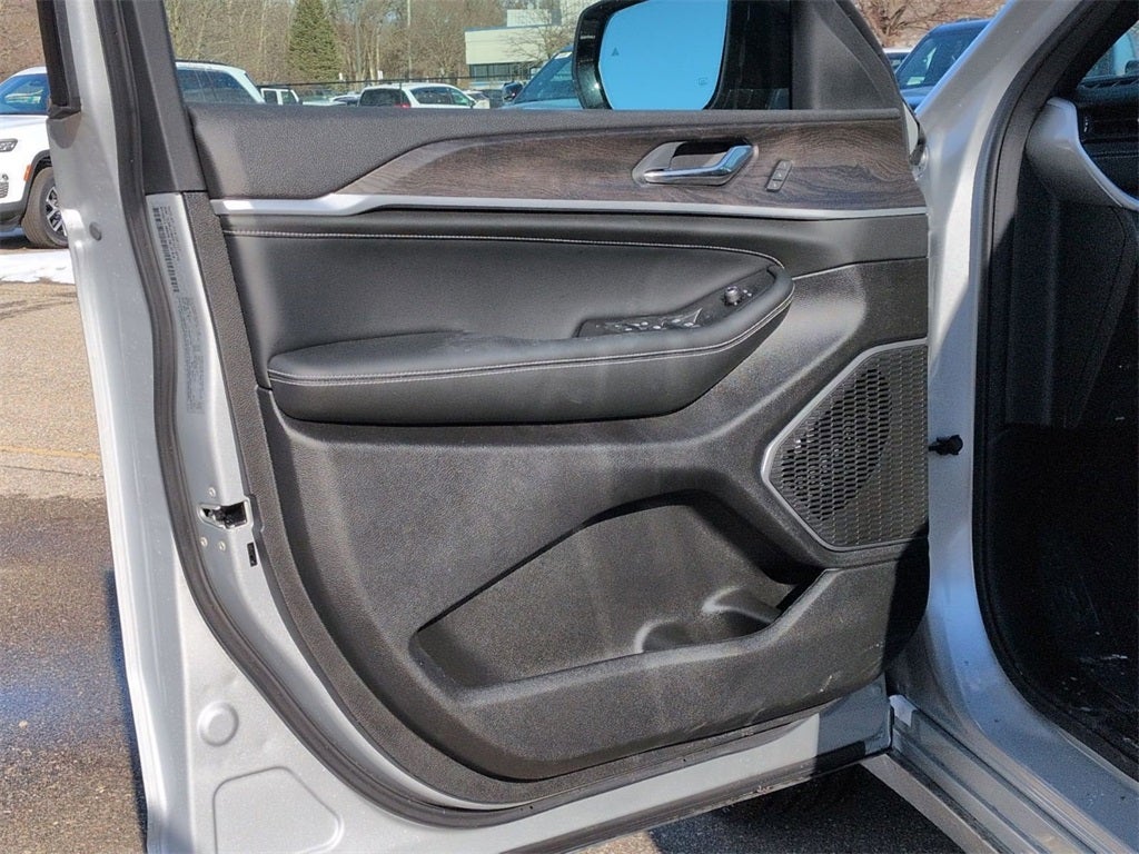 2026 Jeep Grand Cherokee GRAND CHEROKEE LIMITED RESERVE 4X4