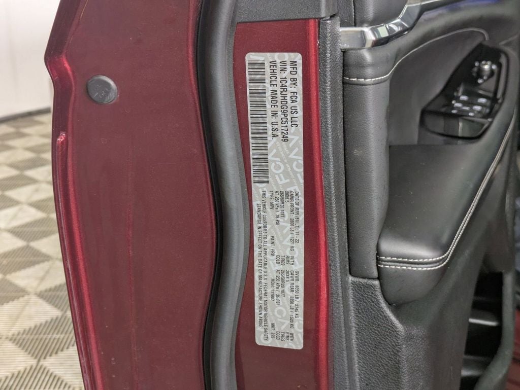 2023 Jeep Grand Cherokee Overland 4x4