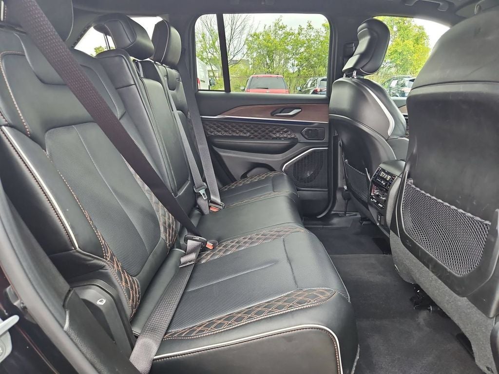 2025 Jeep Grand Cherokee Summit 4x4