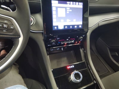 2023 Jeep Grand Cherokee L Laredo 4x4