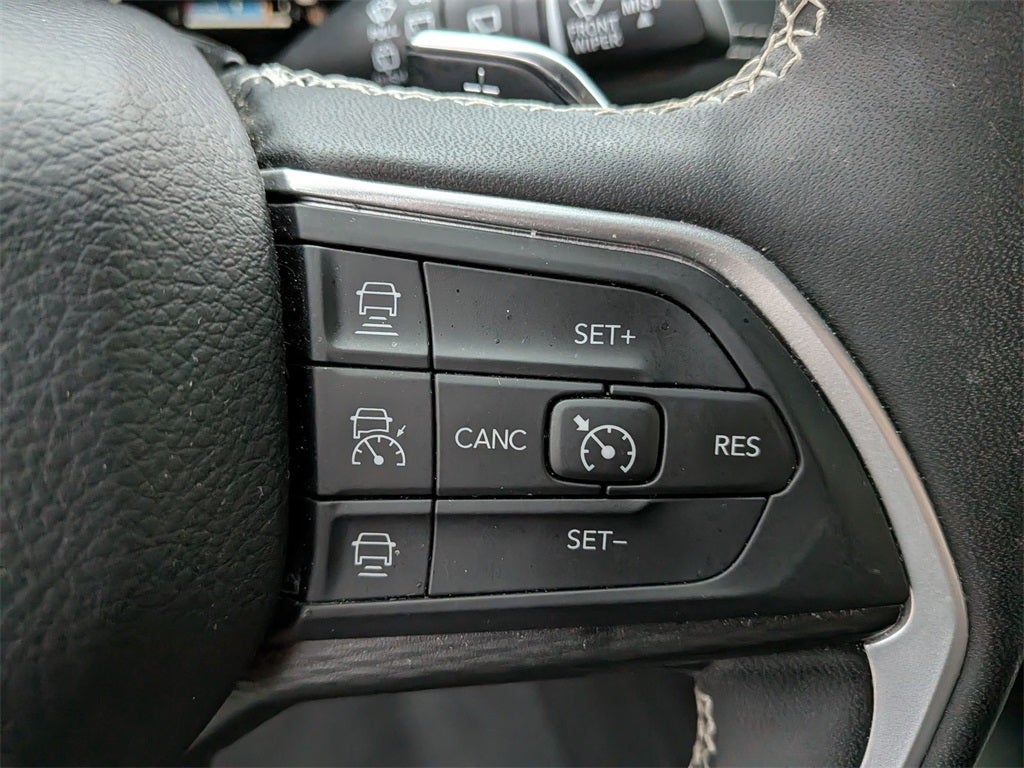 2024 Jeep Grand Cherokee L Altitude 4x4