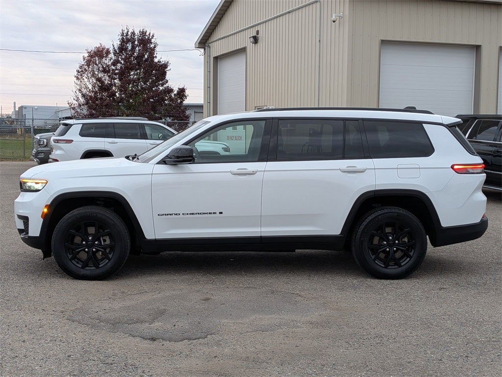 2024 Jeep Grand Cherokee L Altitude 4x4