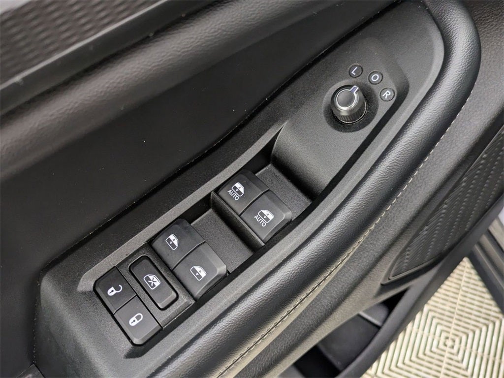 2024 Jeep Grand Cherokee L Altitude 4x4