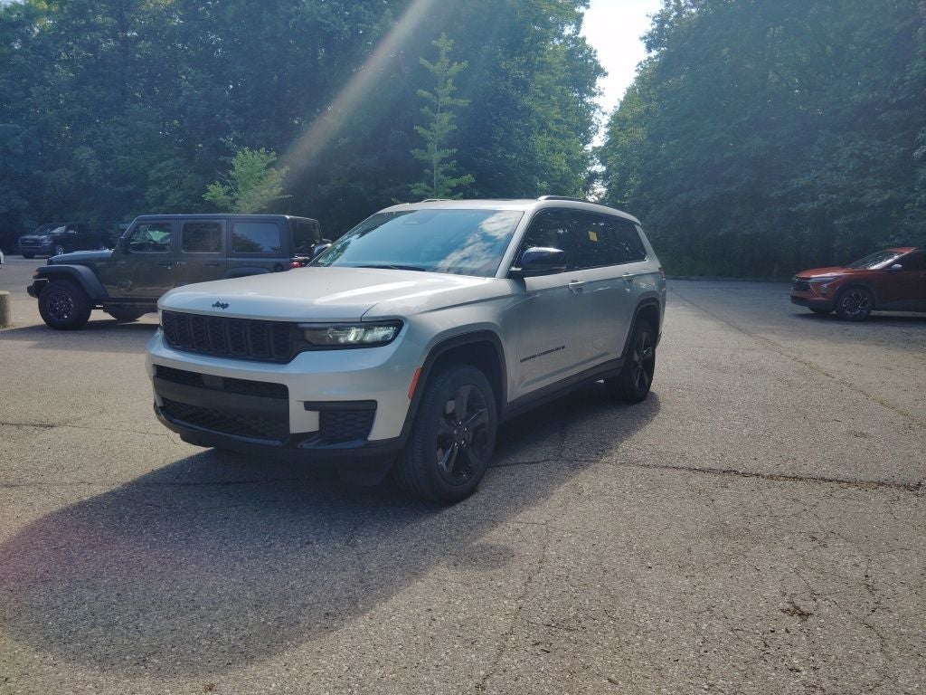 2023 Jeep Grand Cherokee L Altitude