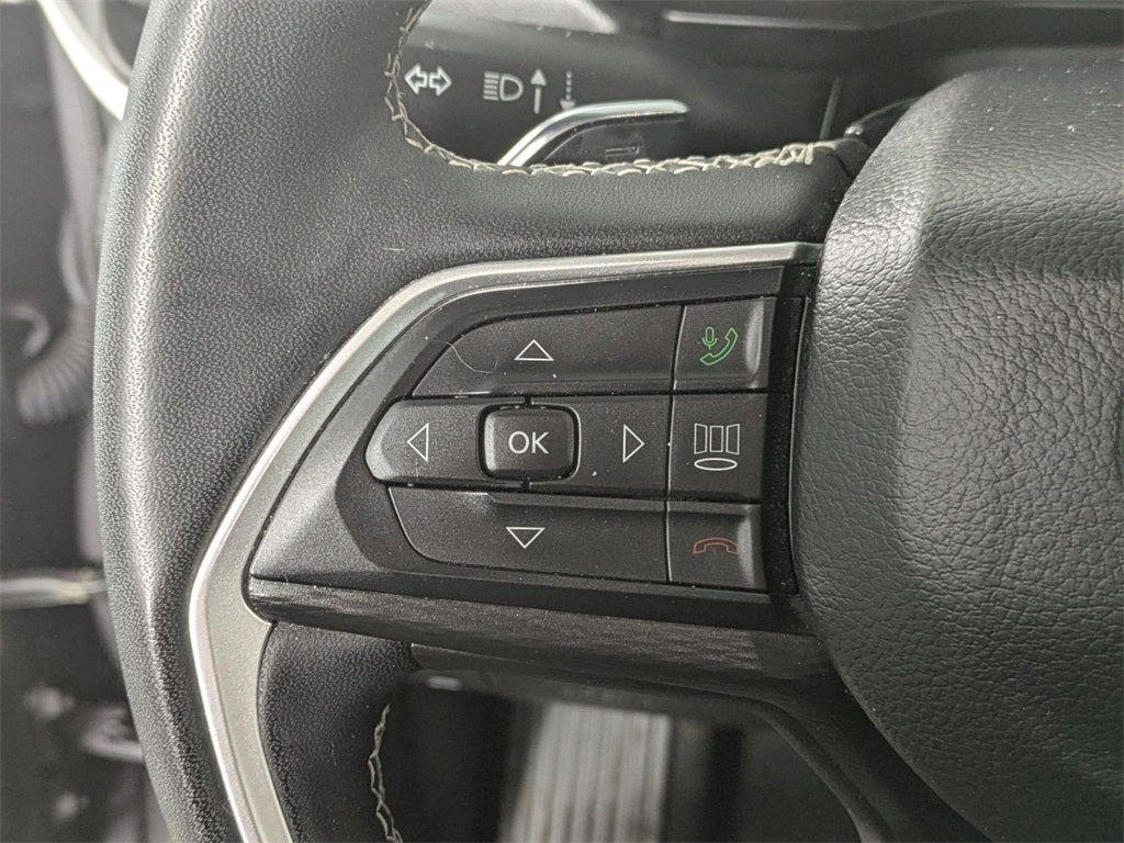 2023 Jeep Grand Cherokee L Laredo 4x4