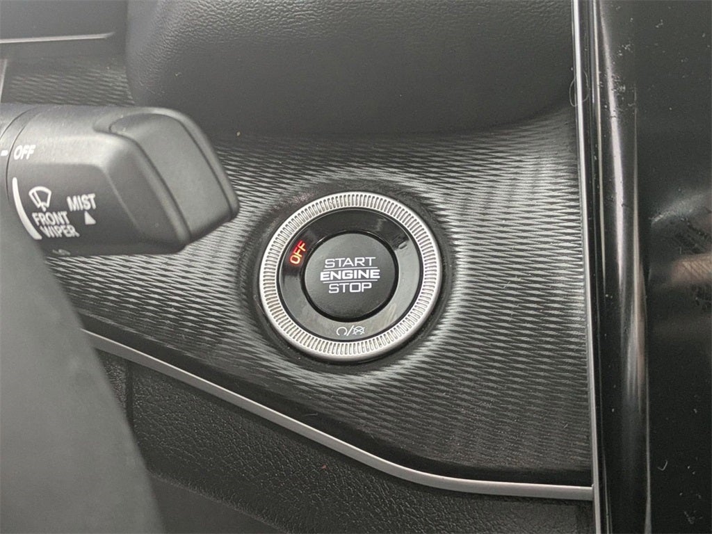 2023 Jeep Grand Cherokee L Laredo 4x4