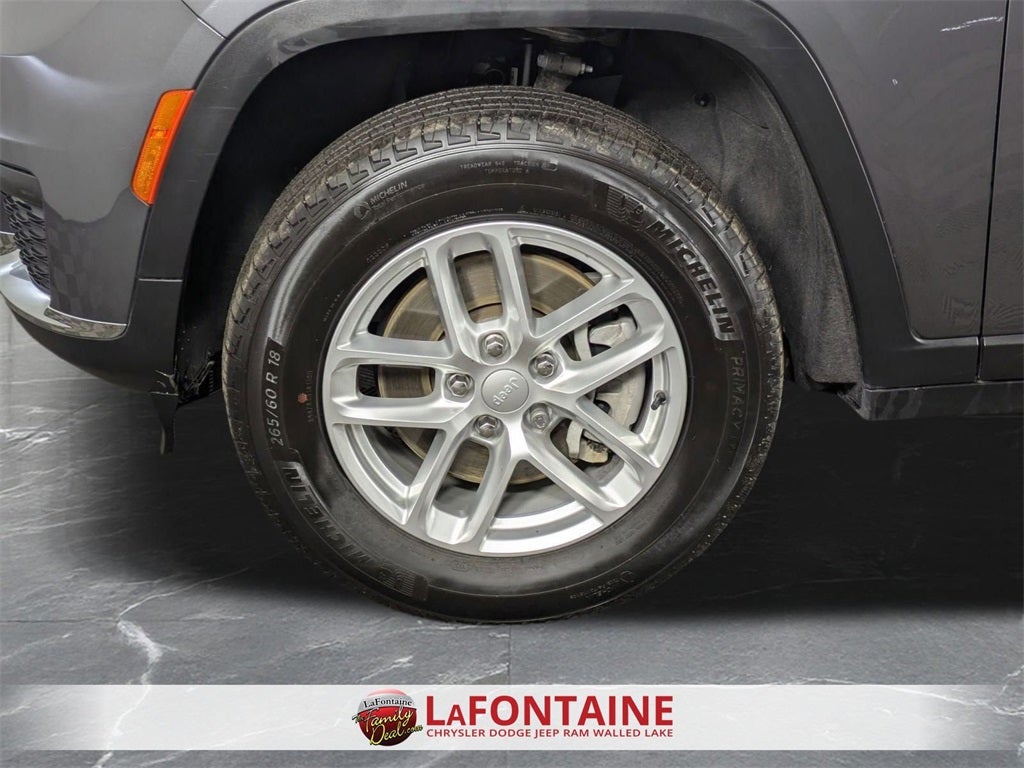 2023 Jeep Grand Cherokee L Laredo 4x4