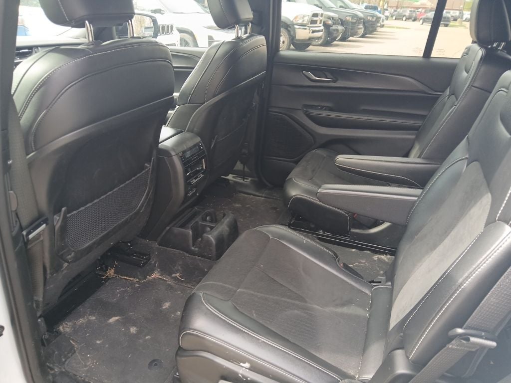 2024 Jeep Grand Cherokee L Altitude X 4x4