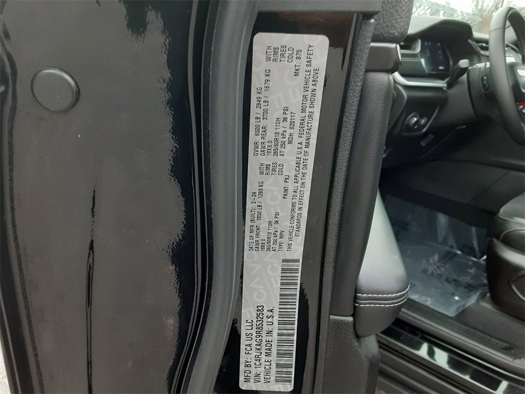 2024 Jeep Grand Cherokee L Altitude