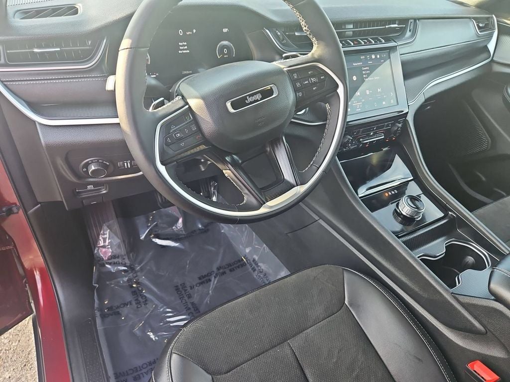 2025 Jeep Grand Cherokee L Altitude 4x4