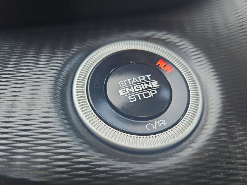 2025 Jeep Grand Cherokee L Altitude 4x4