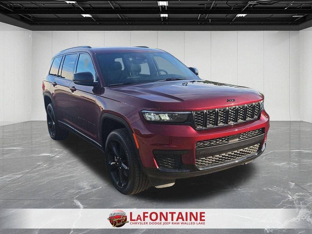 2025 Jeep Grand Cherokee L Altitude 4x4